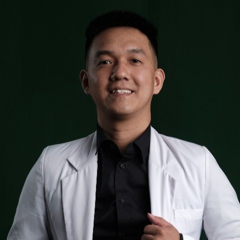 dr. THOMAS KHOSASIH, Sp.KFR